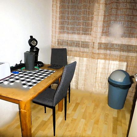 68 Qm # Fuer Alles & Fuer Jeden # City # Etage 4 # Aufzug # Hochhaus Monchengladbach Bagian luar foto